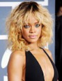 /album/vlasy/a1329507467-rihanna-grammy12-lg-jpg1/